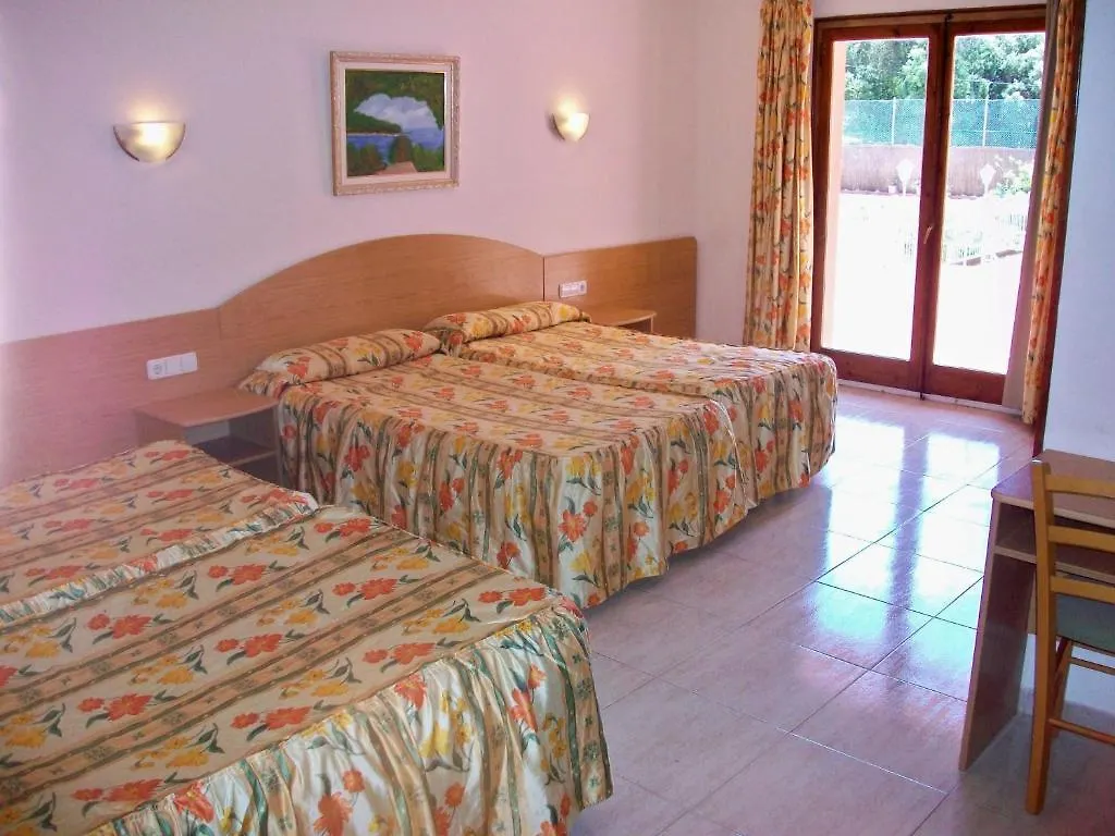 **  Oyo Hotel Goya Lloret de Mar Spain